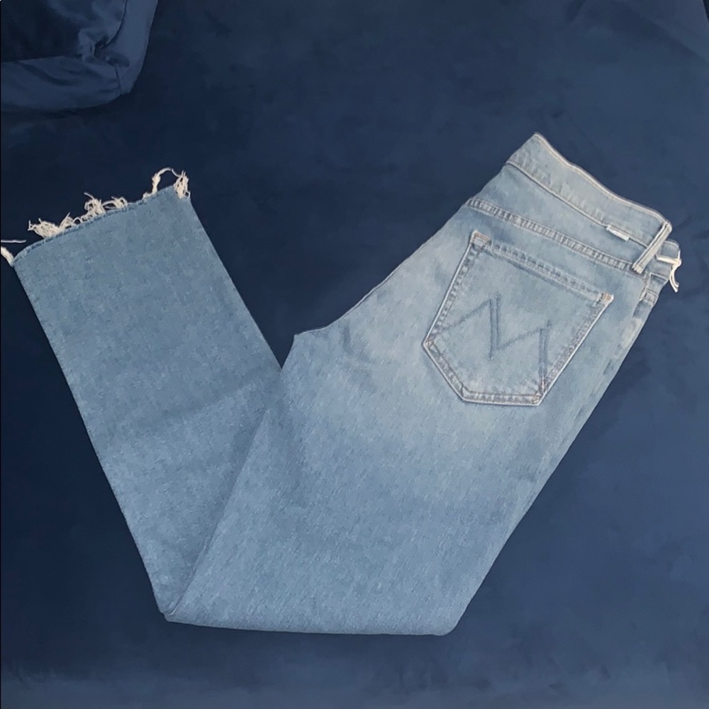 MOTHER Light Blue Frayed Hem Ankle Crop Jeans